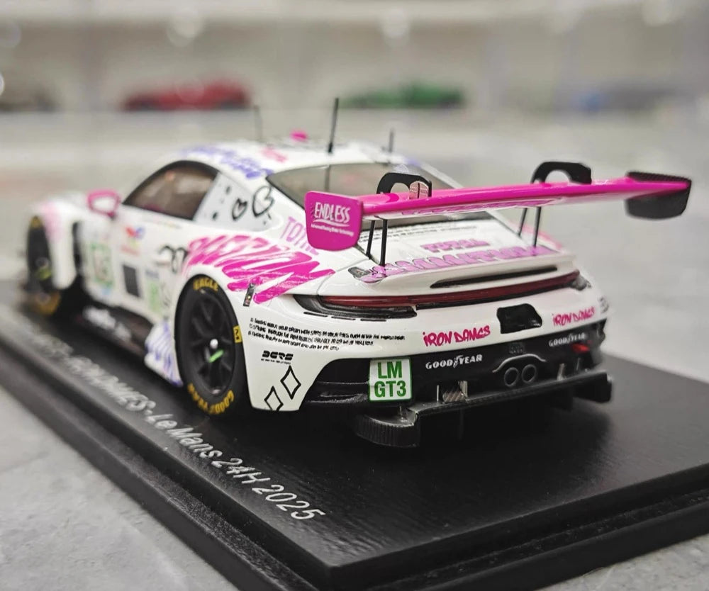 [Spark] 1:43 Porsche 2025 911 992 GT3 R LMGT3 - Iron Dames - Le Mans 24H voiture miniature Resin