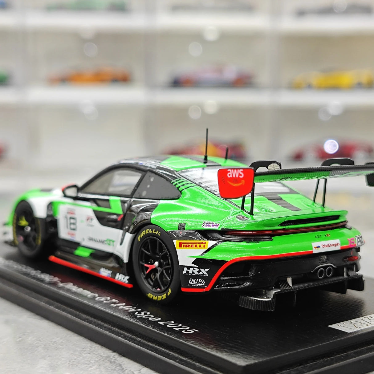 Porsche 2025 911 GT3 R 992 #18 다이나믹 GT 24시간 스파 1:43 레진 수집 모델 - 뷰 6