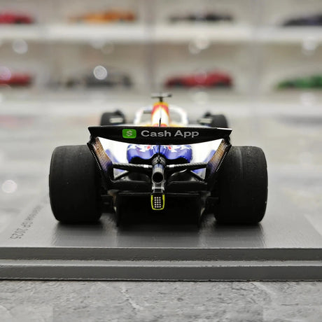 1:43 Racing Bulls 2025 VCARB 02 japonês #6 GP Isack Hadjar F1 modelo de resina por Spark - ver 7