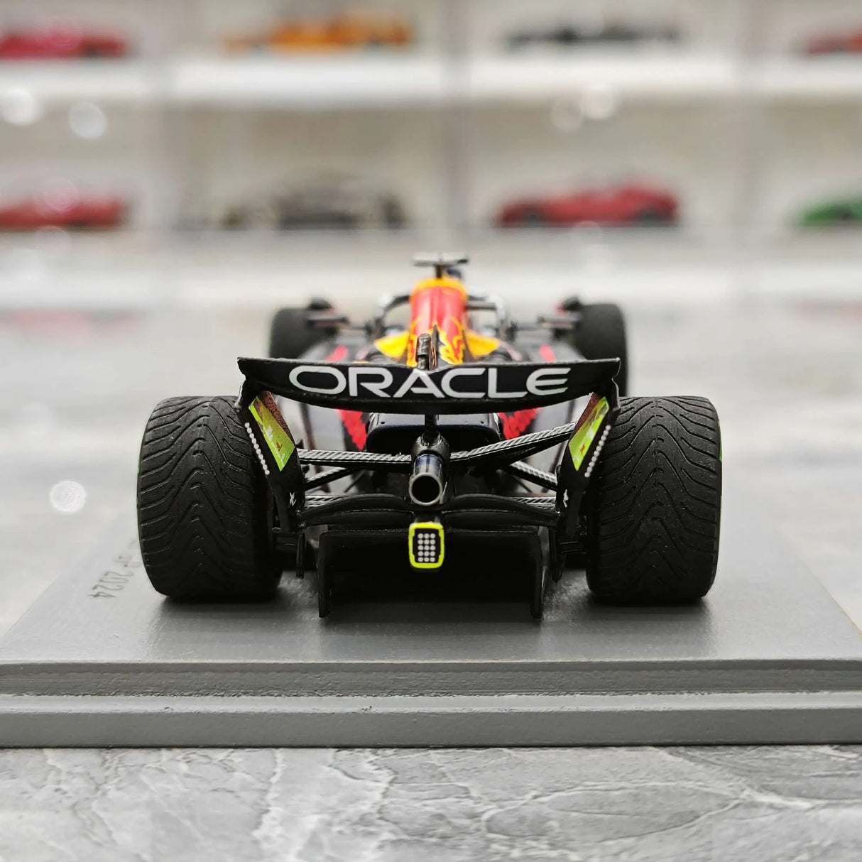 1:43 Red Bull 2024 RB20 #1 Brazilian GP Max Verstappen F1 resin model car by Spark - view 7