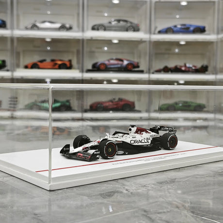 1:43 Red Bull 2025 RB21 #1 japanischer GP Max Verstappen F1 Resin-Modell von Spark – siehe 17