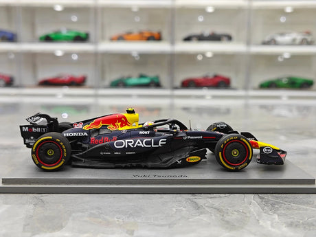 1:43 Red Bull 2025 RB21 #22 Imola GP Yuki Tsunoda F1 modelo de resina da Spark - ver 9