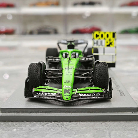 1:43 Sauber 2025 C45 #27 British GP Nico Hulkenberg F1 modelo de carro em resina da Spark - ver 1