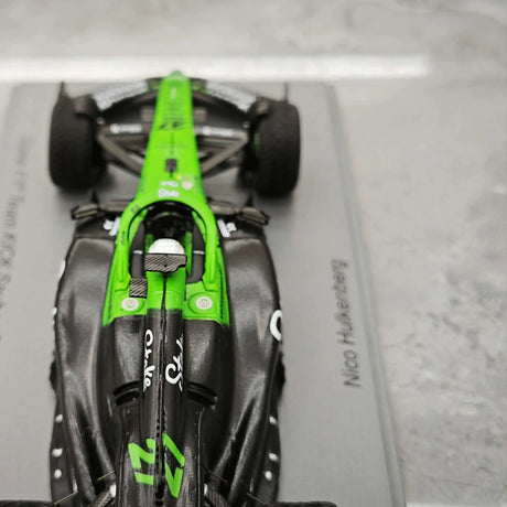1:43 Sauber 2025 C45 #27 British GP Nico Hulkenberg F1 modelo de carro em resina da Spark - ver 12