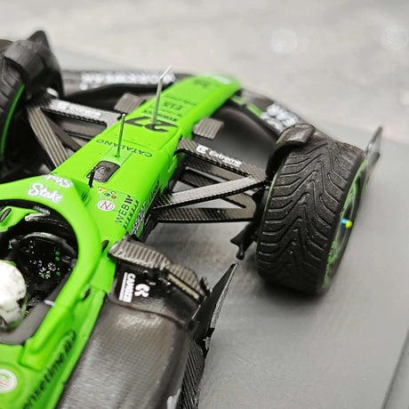 1:43 Sauber 2025 C45 #27 British GP Nico Hulkenberg F1 modelo de resina de Spark - ver 13