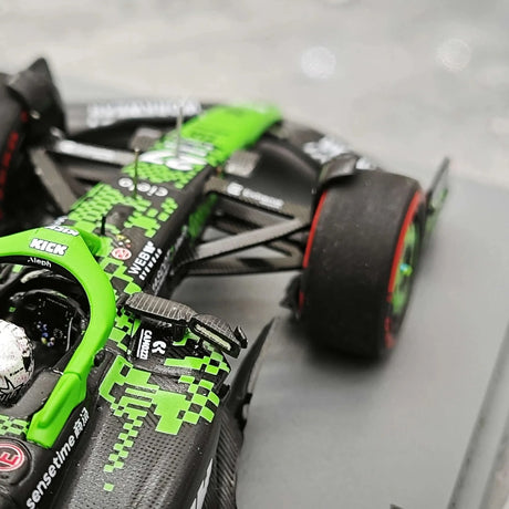 1:43 Sauber 2025 C45 #27 GP espanhol Nico Hulkenberg F1 modelo de resina da Spark - ver 12