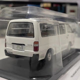 [Spark] 1:43 Toyota 1993 Hiace H100 wit modelauto Hars