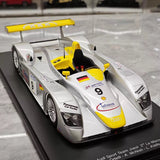 [Spark] 1:18 Audi 2000 R8 #8 Winner 24h Le Mans Model Car Resin / Closed Body