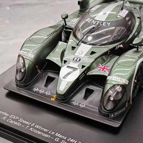 [Spark] 1:18 Bentley 2003 EXP Speed 8 #7 Le Mans Winner modelauto Hars / Closed Body