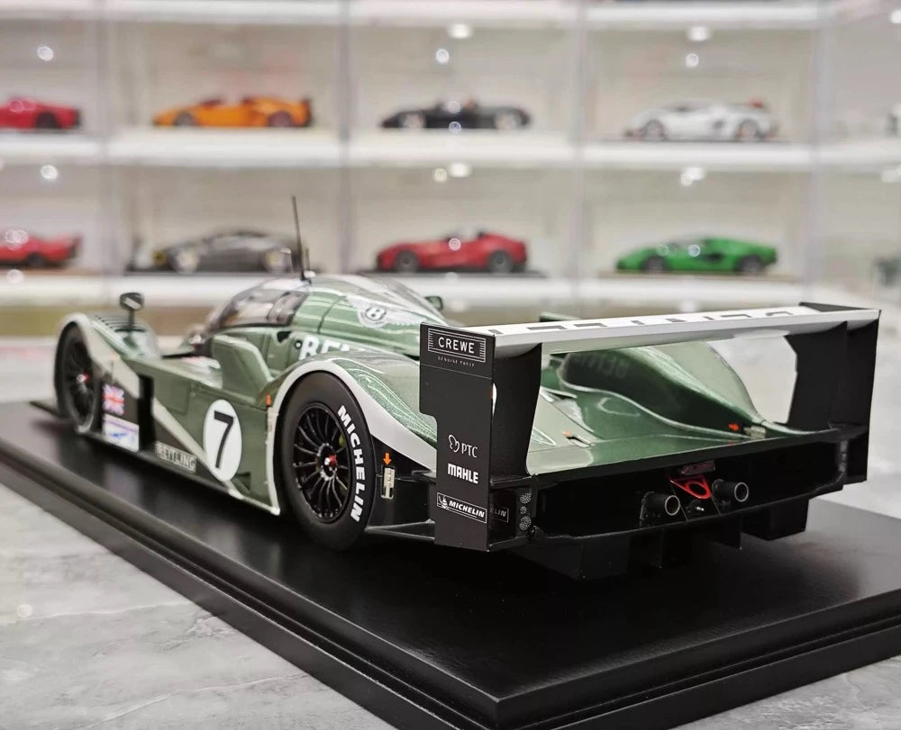 [Spark] 1:18 Bentley 2003 EXP Speed 8 #7 Le Mans Winner modelauto Hars / Closed Body