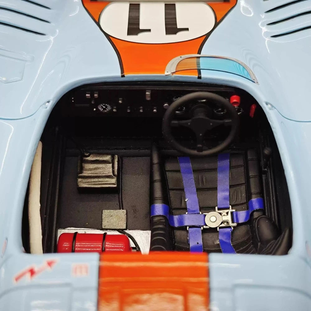 [Spark] 1:18 Gulf Mirage 1975 GR8 #11 Winner 24 Le Mans modellbil resin / Closed Body