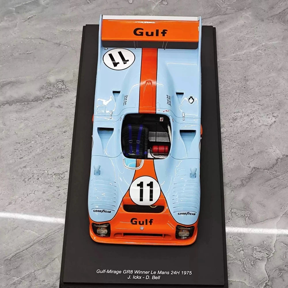 [Spark] 1:18 Gulf Mirage 1975 GR8 #11 Winner 24 Le Mans modellbil resin / Closed Body