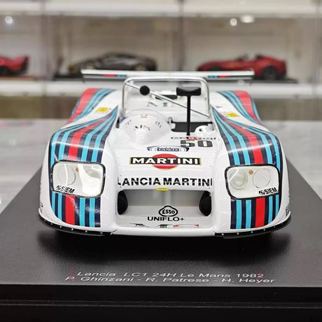 [Spark] 1:18 Lancia 1982 LC1 Martini #51 24h Le Mans modelauto Hars / Closed Body