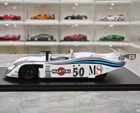 [Spark] 1:18 Lancia 1982 LC1 Martini #51 24h Le Mans modelauto Hars / Closed Body