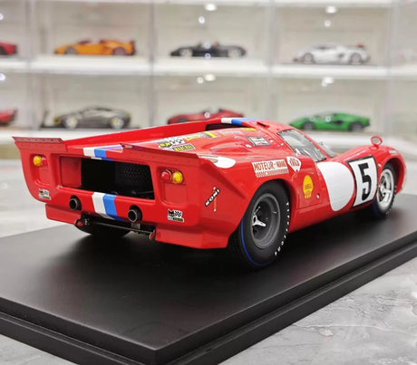[Spark] 1:18 Lola 1971 T70 MK3B #5 24h Le Mans Pilette modelauto Hars / Closed Body