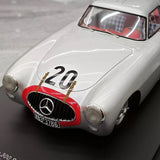 [Spark] 1:18 Mercedes-Benz 1952 300 SL #20 2nd 24h Le Mans modellbil harts / Closed Body