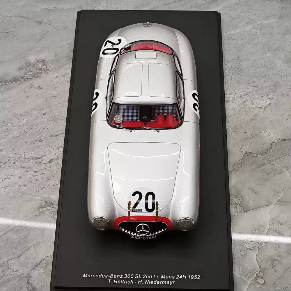 [Spark] 1:18 Mercedes-Benz 1952 300 SL #20 2nd 24h Le Mans modellbil harts / Closed Body