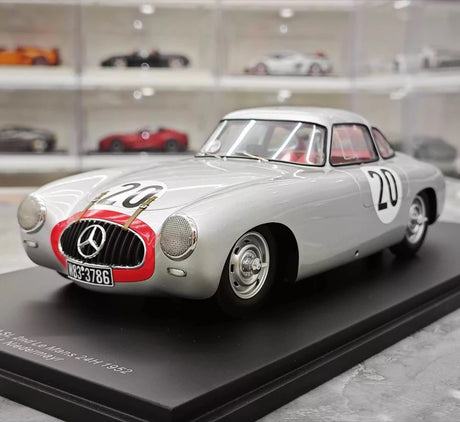 [Spark] 1:18 Mercedes-Benz 1952 300 SL #20 2nd 24h Le Mans modelauto Hars / Closed Body