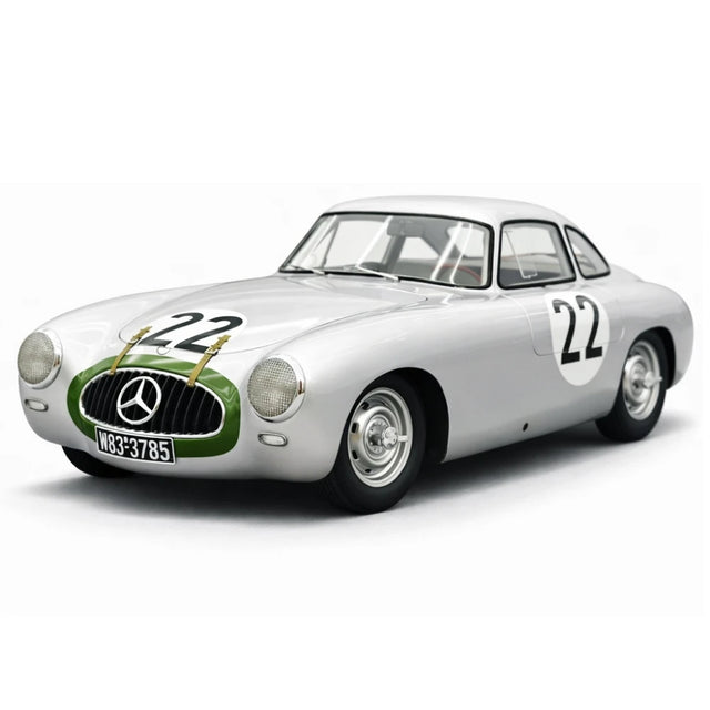 [Spark] 1:18 Mercedes-Benz 1952 300 SL #22 24h Le Mans modellbil harts / Closed Body