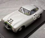 [Spark] 1:18 Mercedes-Benz 1952 300 SL #22 24h Le Mans modellbil harts / Closed Body