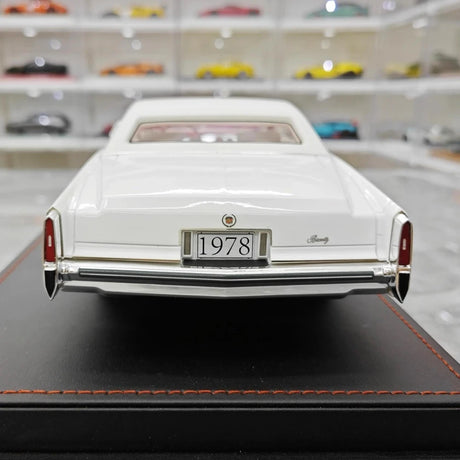 [Stamp Model] 1:18 Cadillac 1978 Eldorado Biarritz Coupe White Model Car Resin