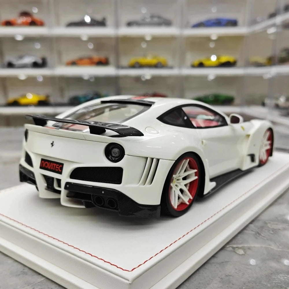 [TE] 1:18 Ferrari 2016 F12 N-Largo S White Model Car Resin