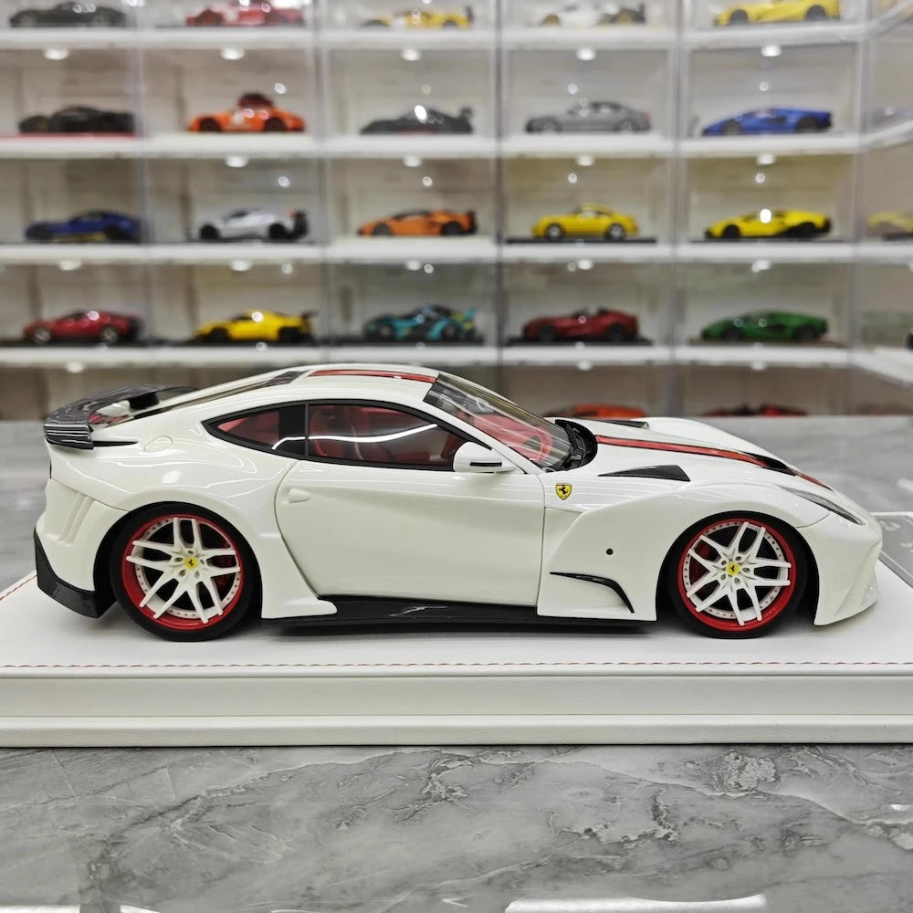 [TE] 1:18 Ferrari 2016 F12 N-Largo S ホワイト モデルカー レジン