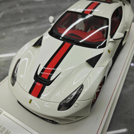 [TE] 1:18 Ferrari 2016 F12 N-Largo S White Model Car Resin