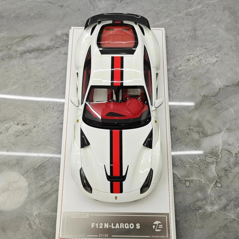 [TE] 1:18 Ferrari 2016 F12 N-Largo S White Model Car Resin