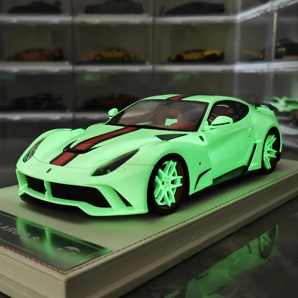 [TE] 1:18 Ferrari 2016 F12 N-Largo S White Model Car Resin