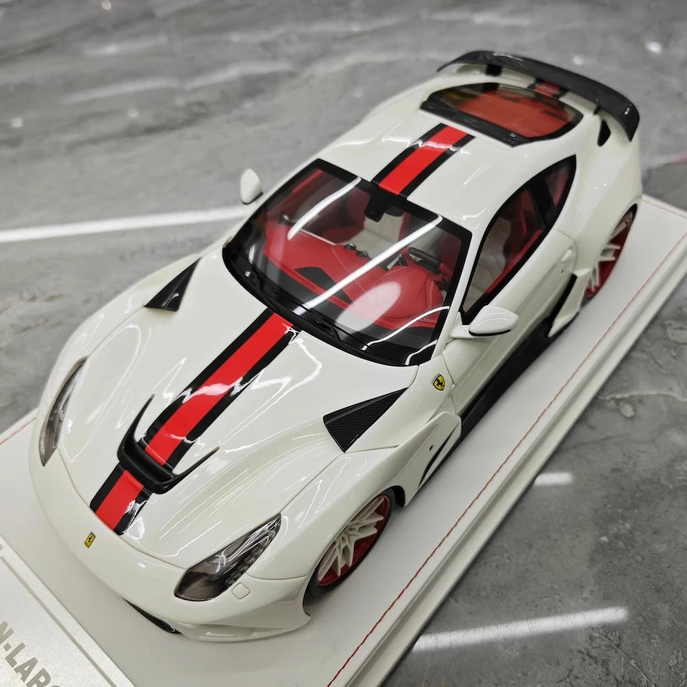 [TE] 1:18 Ferrari 2016 F12 N-Largo S White Model Car Resin