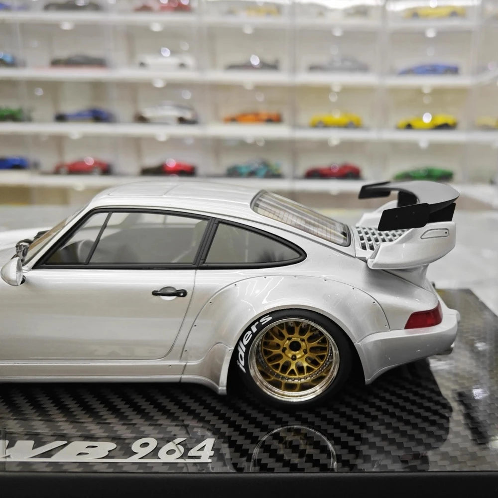 [TGM] 1:18 Porsche 1993 964 RWB hopea pienoismalli Hartsi