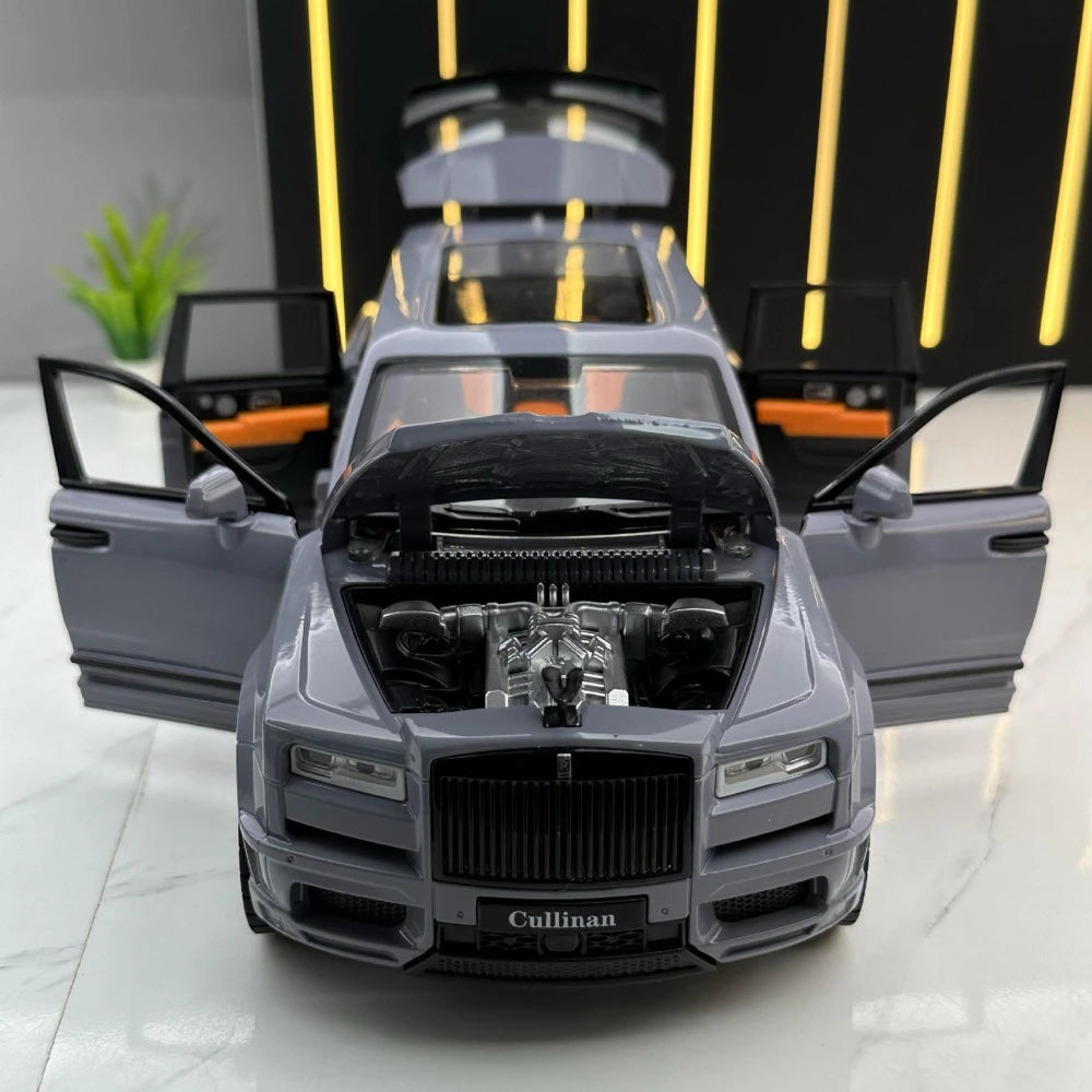 [TOY] 1:20 Rolls-Royce 2018 Cullinan grigio modellino di auto Die-Cast