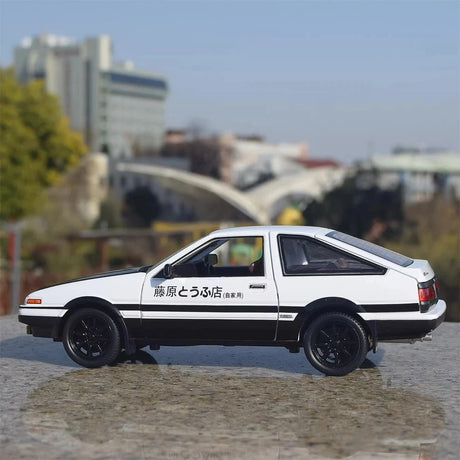 Toyota 1983 Corolla AE86 Initial D 1:20 – Model wyświetlacza odlewanego
