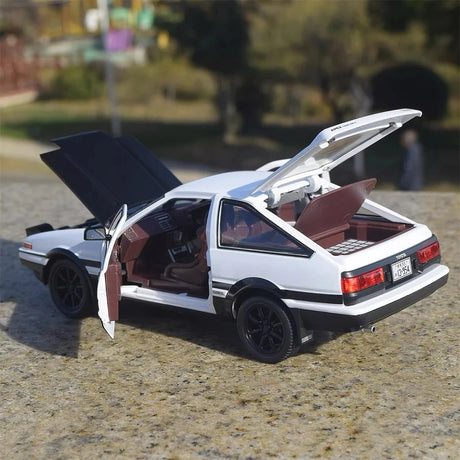 Toyota 1983 Corolla AE86 Initial D 1:20 – Model wyświetlacza odlewanego