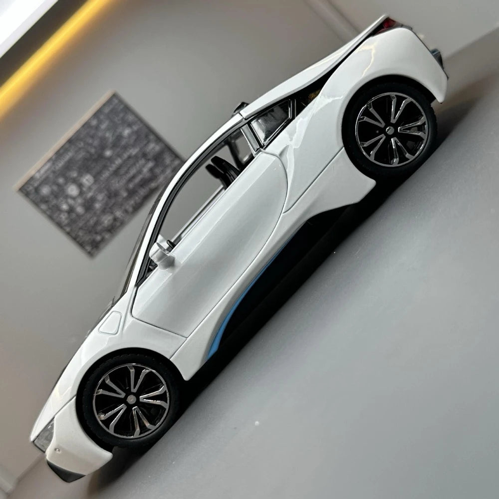 [TOY] 1:22 BMW 2013 I12 i8 White Model Car Die-Cast