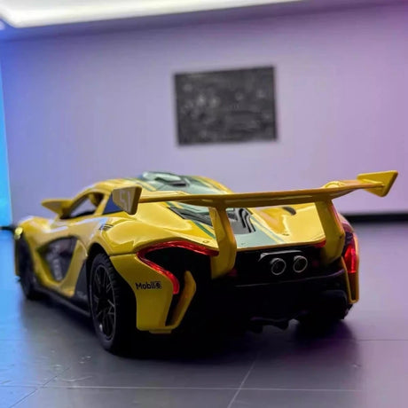 [TOY] 1:22 McLaren 2013 P1 GTR Yellow Model Car Die-Cast