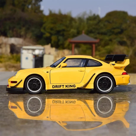 Porsche 1993 964 RWB Keltainen 1:22 – Valuvalettu näyttömalli