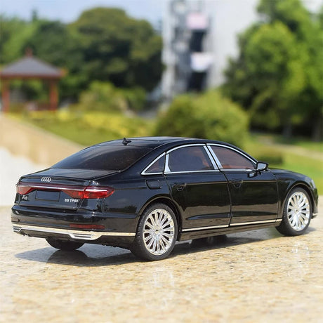 [TOY] 1:24 Audi 2017 A8 nero modellino di auto Die-Cast
