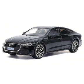 Audi 2018 A7 Black 1:24 – model wyświetlacza odlewany z odlewu