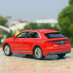 [TOY] 1:24 Audi 2018 Q8 Red Model Car Die-Cast
