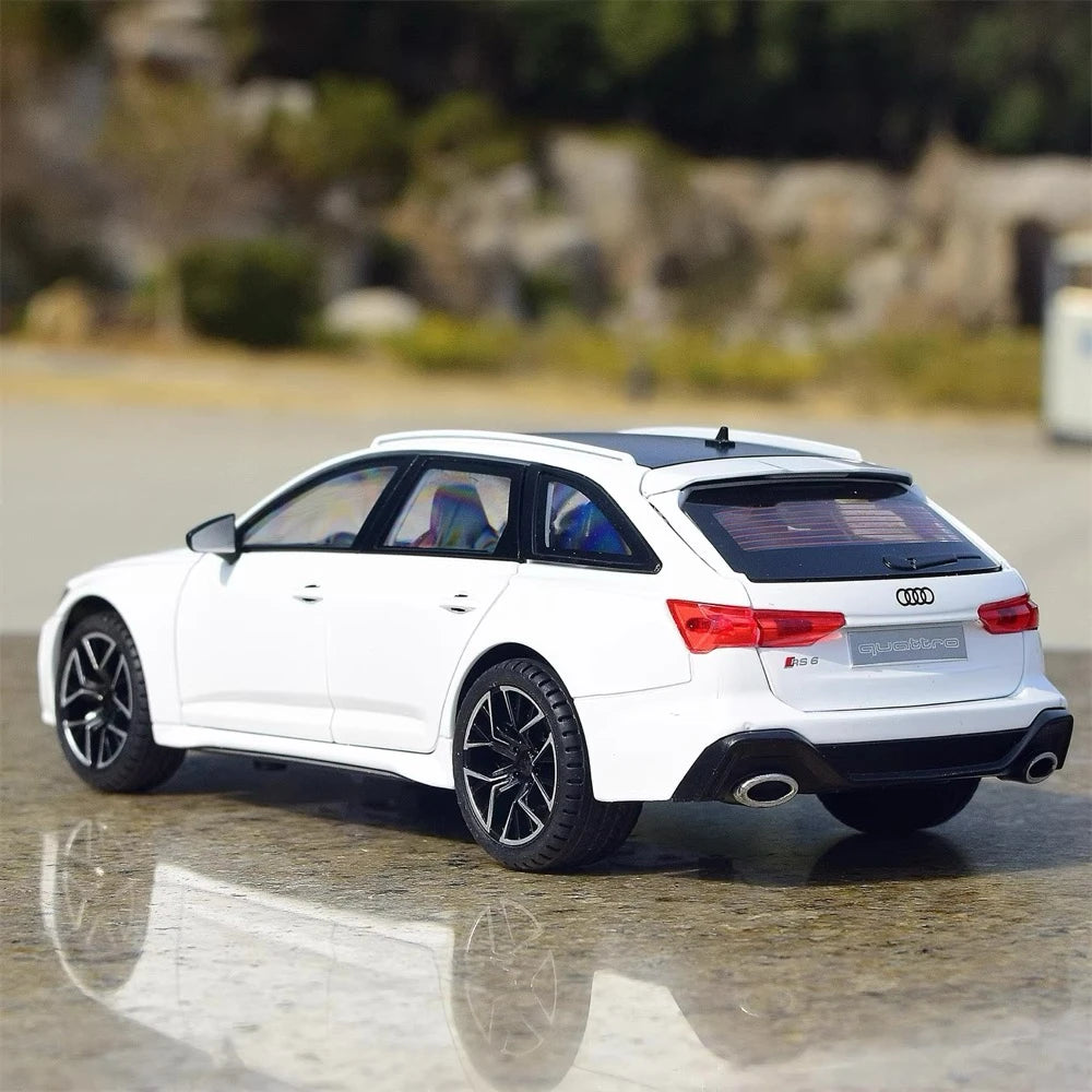 [TOY] 1:24 Audi 2019 RS6 C8 White Model Car Die-Cast