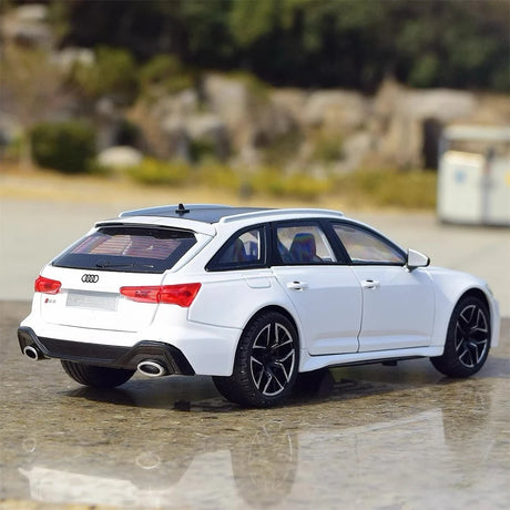 [TOY] 1:24 Audi 2019 RS6 C8 White Model Car Die-Cast