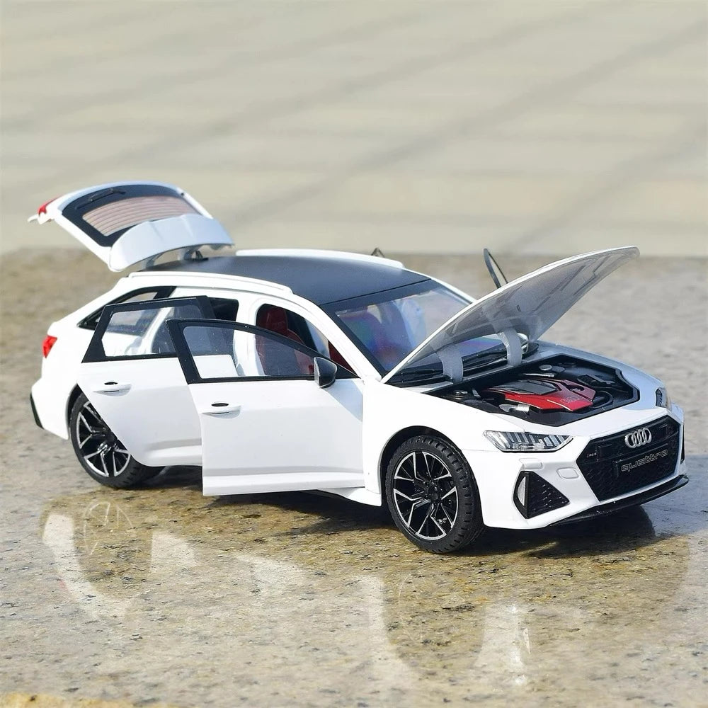 [TOY] 1:24 Audi 2019 RS6 C8 White Model Car Die-Cast