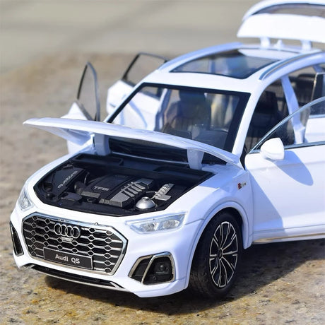 Audi 2021 Q5 branco 1:24 – modelo de exposição em metal fundido