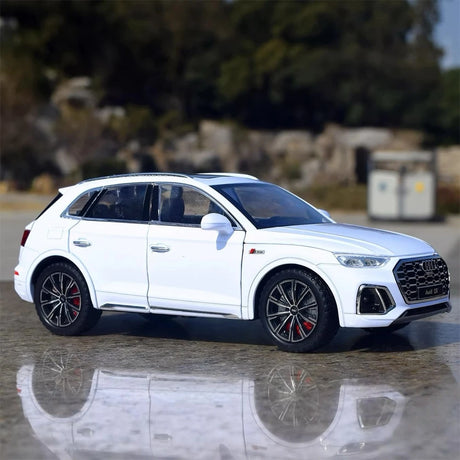 Audi 2021 Q5 branco 1:24 – modelo de exposição em metal fundido