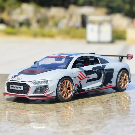 Audi 2021 R8 LMS GT3 MTM 1:24 – modelo de exposição em metal fundido