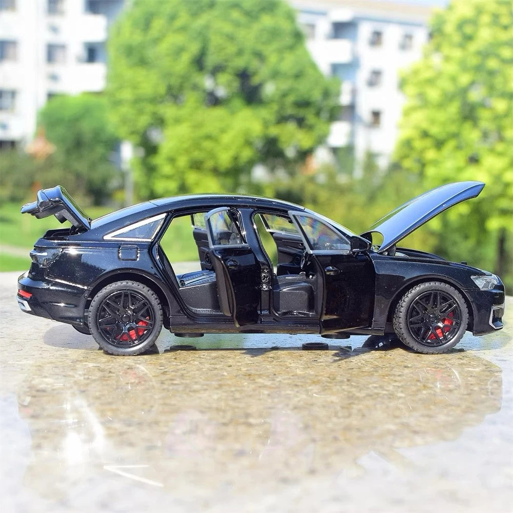 [TOY] 1:24 Audi 2023 A6 L musta pienoismalli Die-Cast