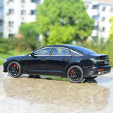 [TOY] 1:24 Audi 2023 A6 L musta pienoismalli Die-Cast