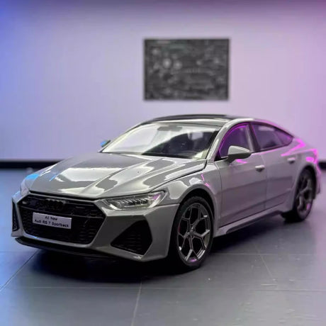 Audi 2024 RS7 cinzento 1:24 – modelo de exposição em metal fundido